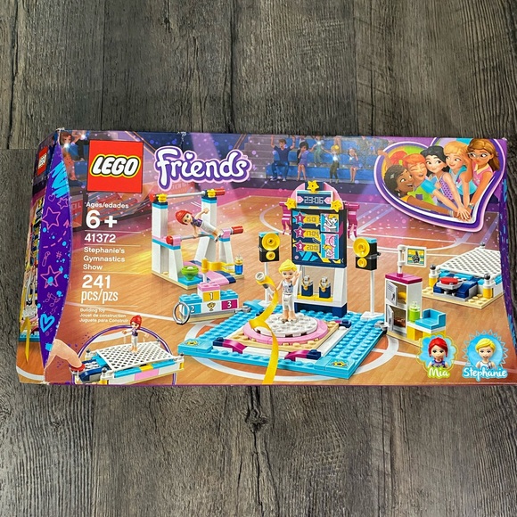  Friends Heartlake City Stephanie\'s Gymnastics Club 41372